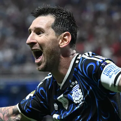 Messi lidera corrida pela Bola de Ouro da Copa