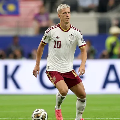 Wenger elogia Dani Olmo e o compara com Messi
