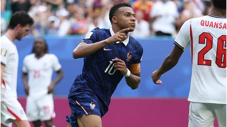Mbappé liderou a reação francesa no segundo tempo (Photo by Buda Mendes)