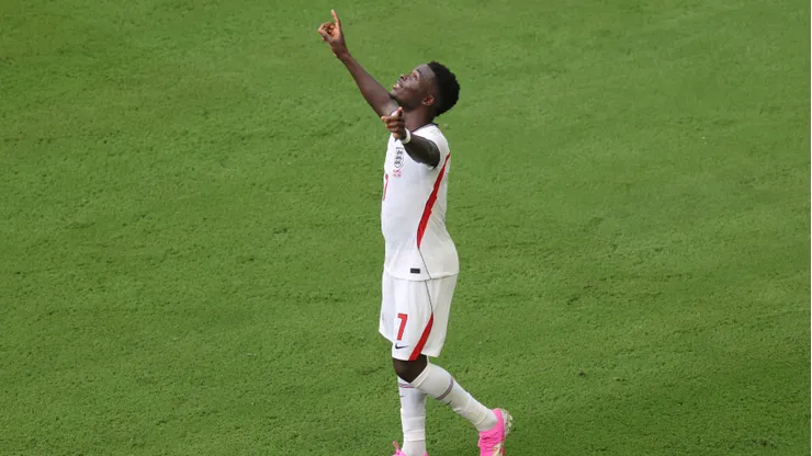 MIAMI GARDENS, FLORIDA - JULY 18: Bukayo Saka #7 of England celebrates after scoring his team's fifth and hat trick goal during the FIFA World Cup 2026 Bronze Final between France and England at Miami Stadium on July 18, 2026 in Miami Gardens, Florida. (Photo by Jamie Squire/Getty Images)