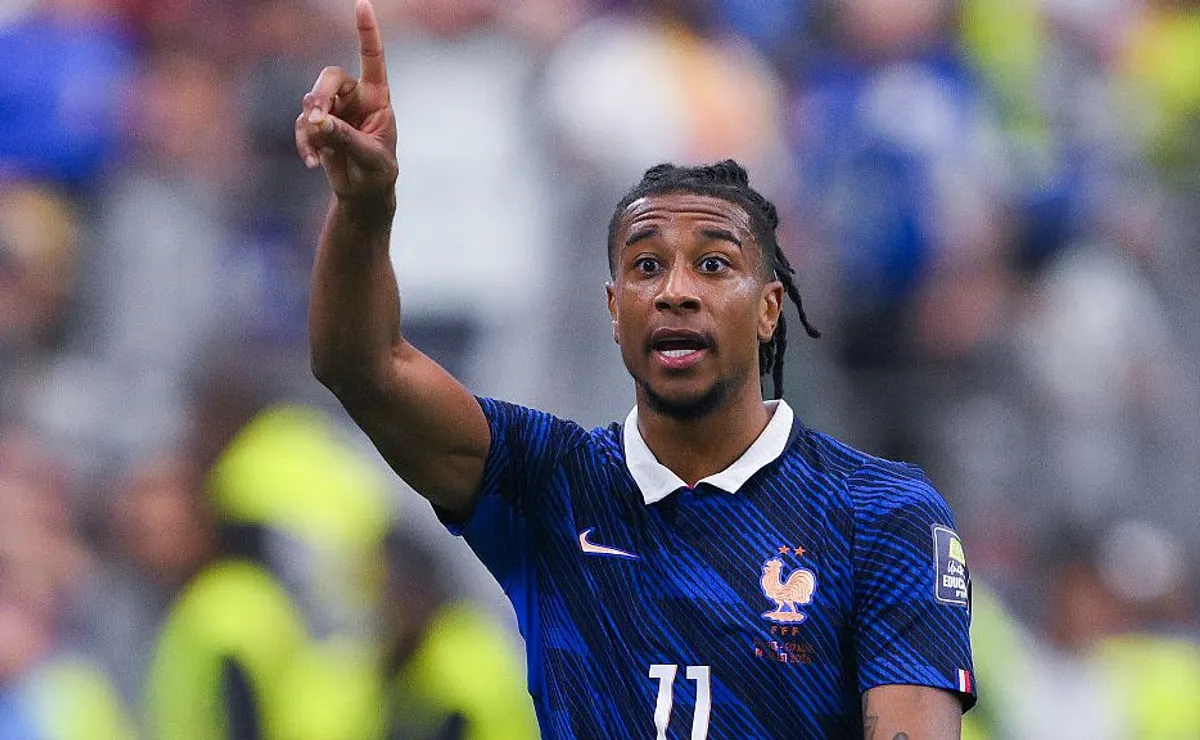 Olise chega a sete assistências e ultrapassa Pelé em passes para gols em uma única Copa do Mundo