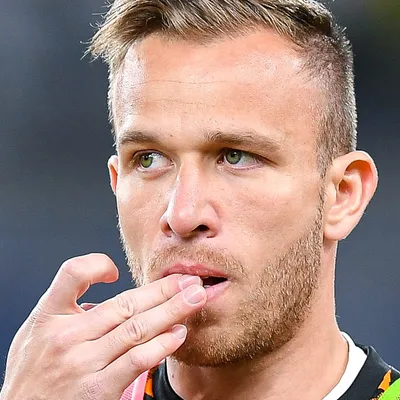 Torcida do Grêmio repercute atuação de Arthur na Juventus-ITA
