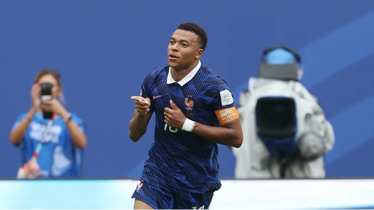 Mbappé pela França. (Photo by Luke Hales/Getty Images)