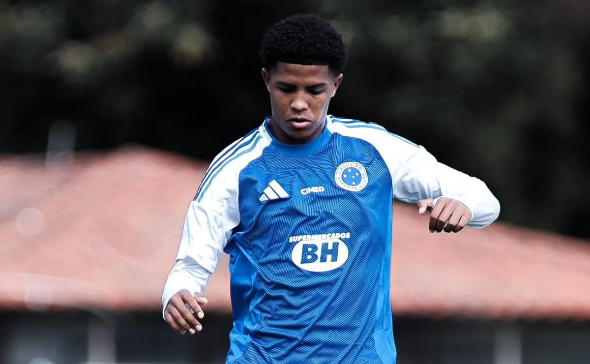 Al Ain faz proposta ao Cruzeiro para contratar jovem Ivanilson por três temporadas