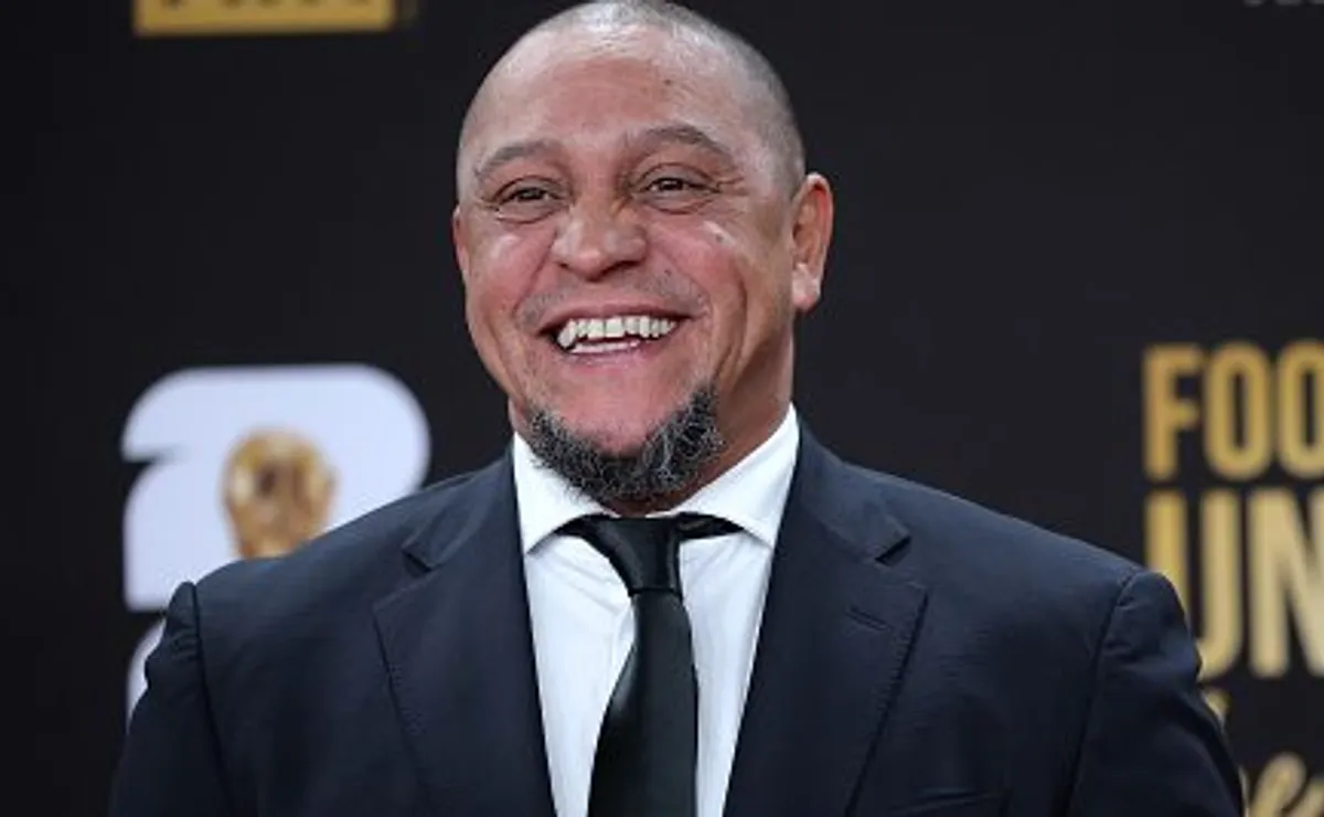 Roberto Carlos lamenta Seleção Brasileira fora da final da Copa do Mundo: “Nos preparar melhor para 2030”