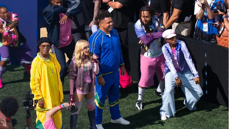 Ronaldinho, Madonna e Ronaldo na final da Copa do Mundo. Foto: IMAGO / HMB-Media