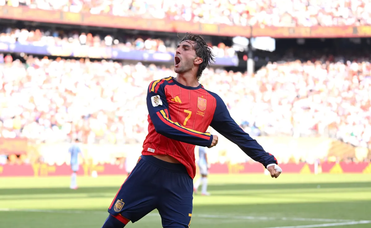Herói do título, Ferran Torres comemora o título da Espanha: “Destino estava escrito