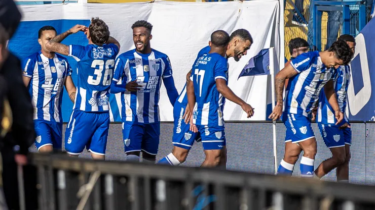 Desde que Allan Aal assumiu, o Avaí não perdeu mais.