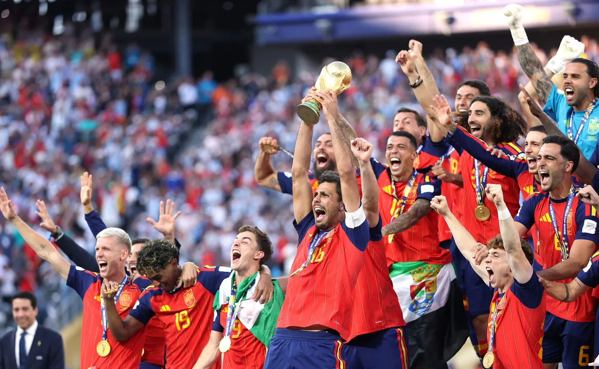 Espanha vive festa histórica nas ruas após conquistar a Copa do Mundo