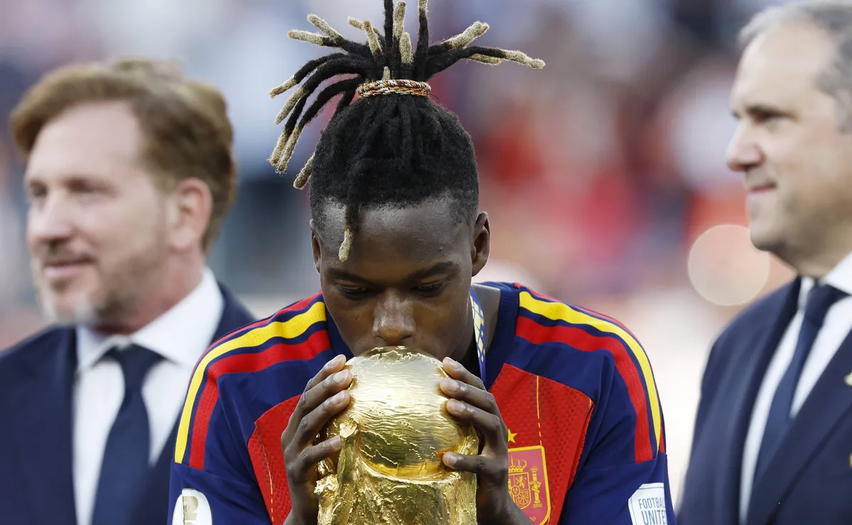 Nico Williams dedica a Neymar título da Espanha na Copa do Mundo de 2026: “Também é por ele”