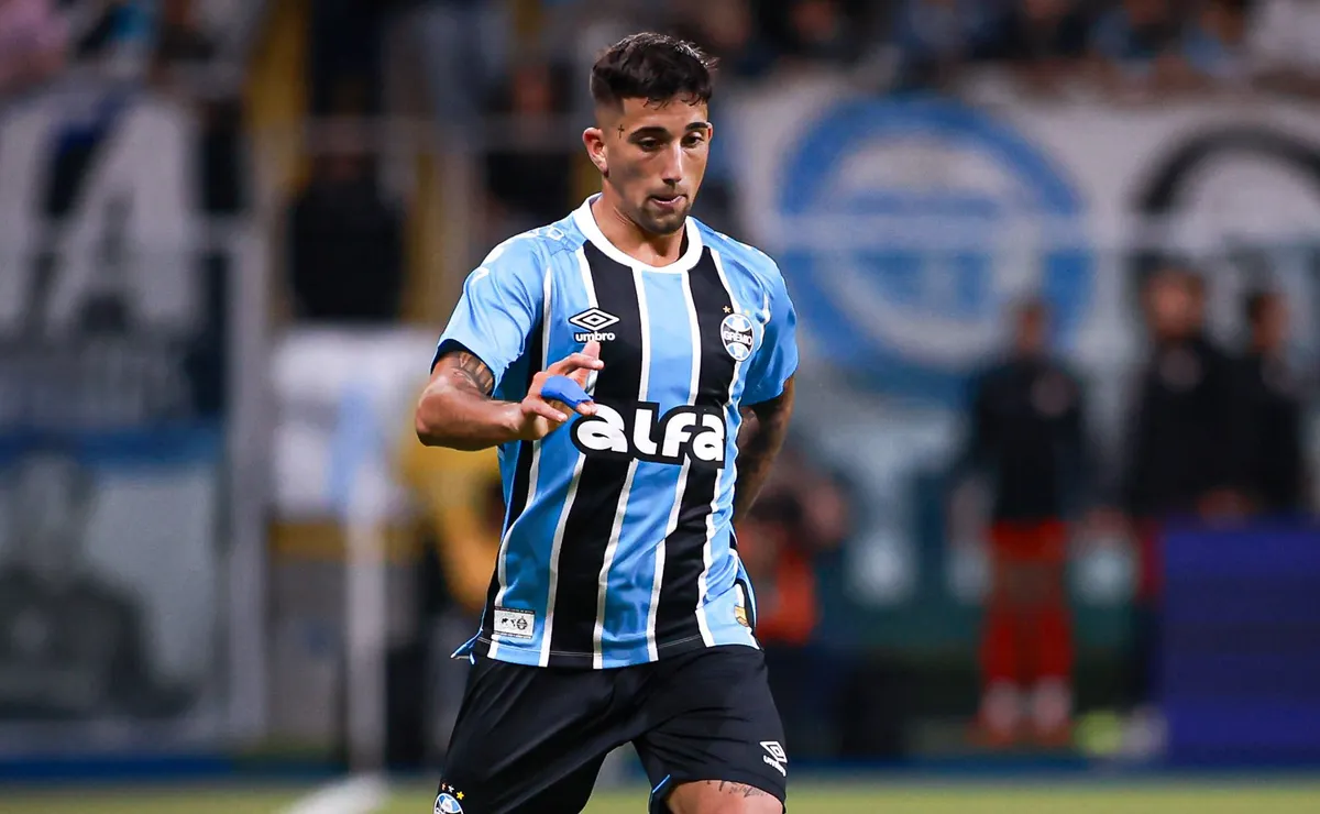Grêmio corre risco de transfer ban após cobrança do LAFC por Cristian Olivera