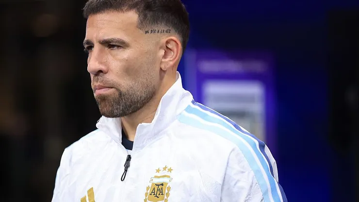 Otamendi não segurou a ira com as declarações espanholas antes da decisão (Photo by Elsa/Getty Images)