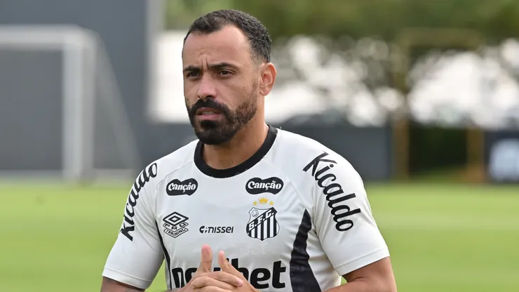 Moisés vai desfalcar o Santos na Sul-Americana - Foto: Jota Erre/AGIF