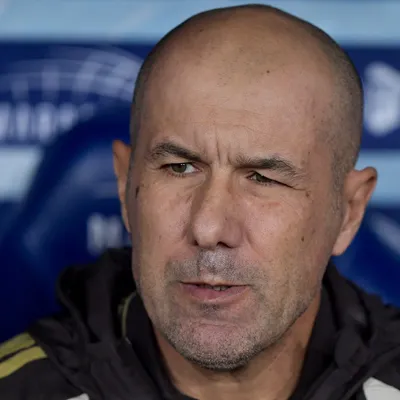 Leonardo Jardim pode amargar até 6 desfalques no Flamengo