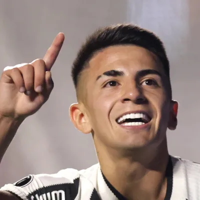 River avalia aumentar oferta por Almada, que interessa ao Flamengo