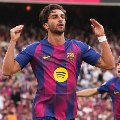 Barcelona supera trio brasileiro em ranking histórico