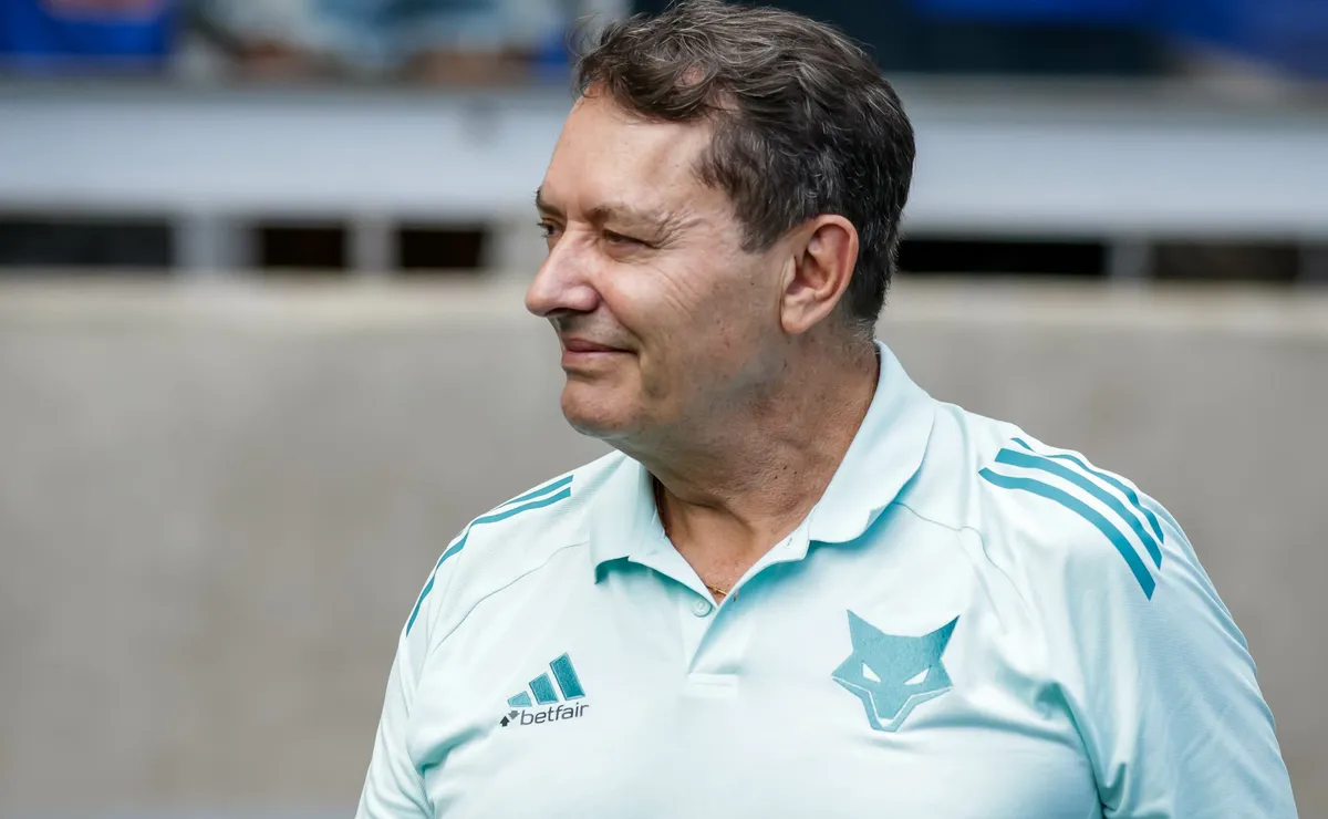 Cruzeiro tem Zé Lucas como principal negociação, mas avalia outros atletas para a posição