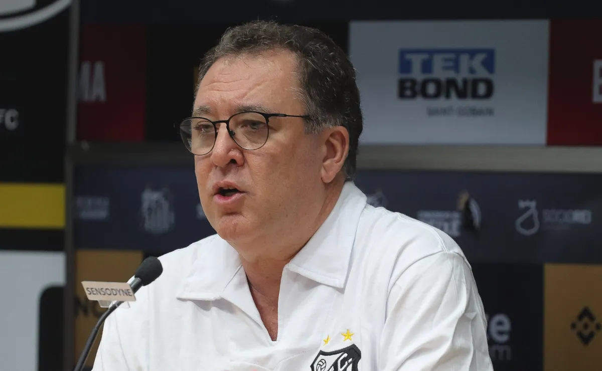 Santos quer pagar os atrasos parcelado, mas jogadores não aceitam a ideia apresentada