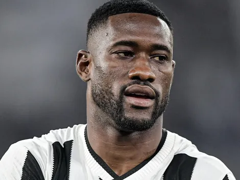 Botafogo negocia saída de Bastos e prepara "limpa" no elenco