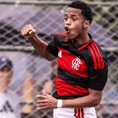 Flamengo blinda Pavuna, joia de 15 anos que é monitorada por Barcelona, Arsenal e Bayern