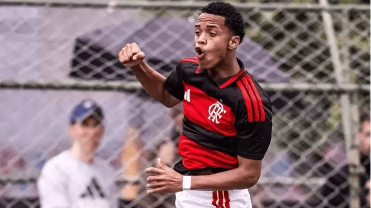 Kauã Pavuna em ação no Flamengo - Foto: Divulgação/Flamengo