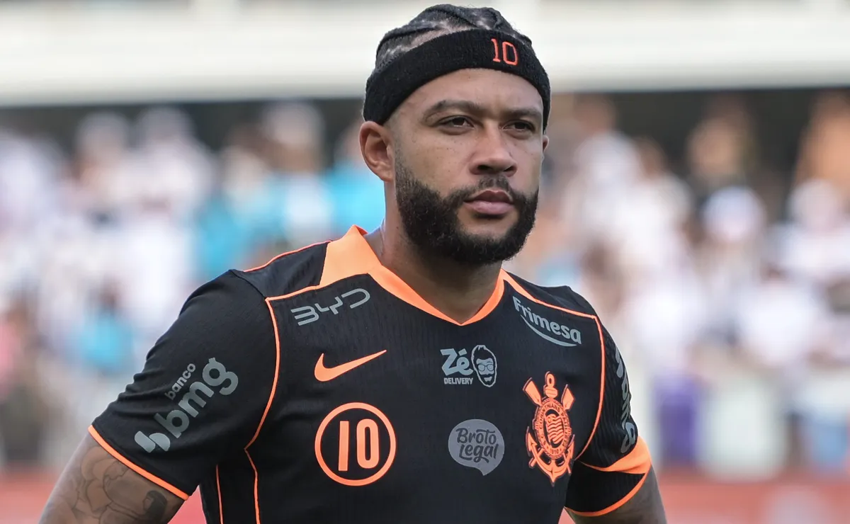 Sem rivais por Memphis, Corinthians usa falta de ofertas como trunfo para renovar