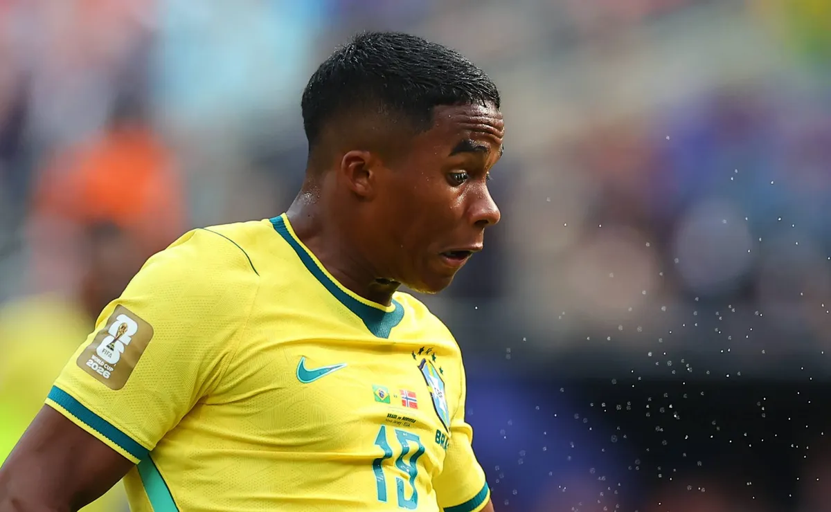 Endrick precisa convencer Real Madrid em prazo curto para evitar saída do clube