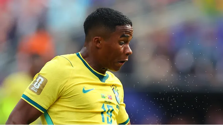 Endrick com a camisa da Seleção Brasileira. Foto: IMAGO / Icon Sportswire