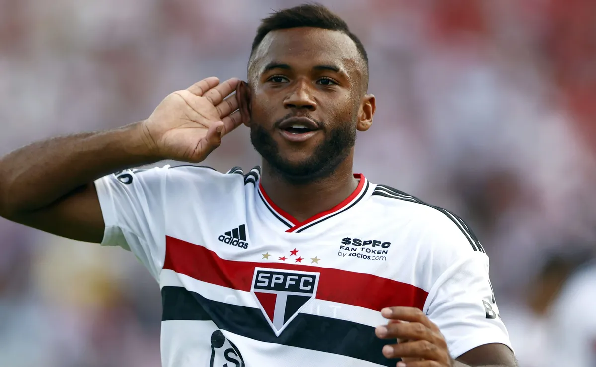 Luan negocia saída do São Paulo e pode ser contratado pelo Atlético-MG, informa portal