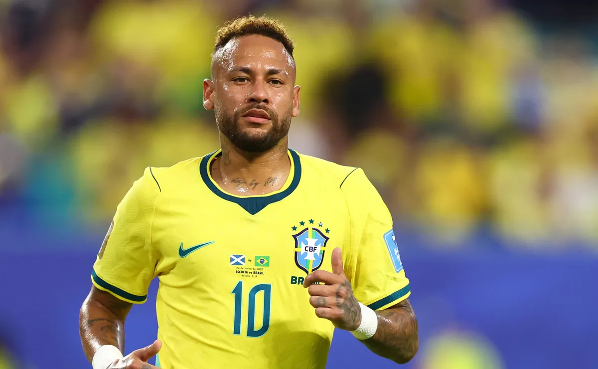 Saiba quais são os 20 jogadores brasileiros com os maiores salários no futebol mundial