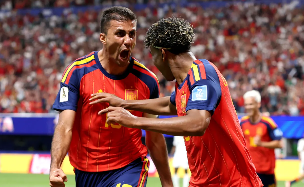 Quem chega à Copa de 2030? Veja a idade dos jogadores da Espanha no próximo ciclo