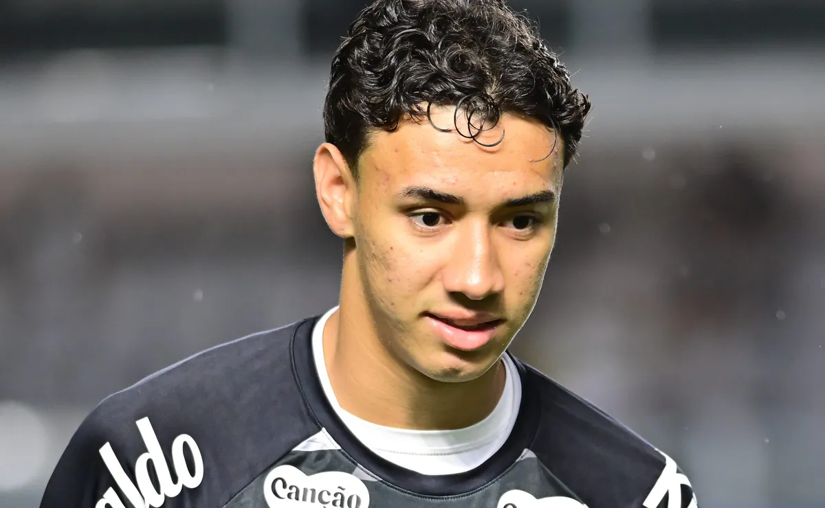 Torcida do Flamengo sugere as contratações de Gabriel Bontempo e Rollheiser no mercado da bola