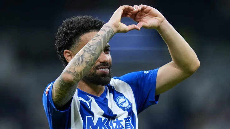 Calebe defendeu a camisa do Alavés por empréstimo na última temporada e reforça agora o Internacional