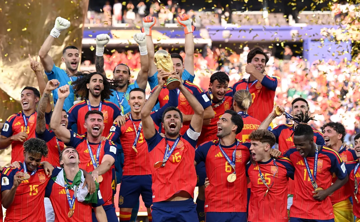 Presidente de La Liga reprova 64 seleções na Copa do Mundo 2030 e pede renúncia de Infantino na Fifa