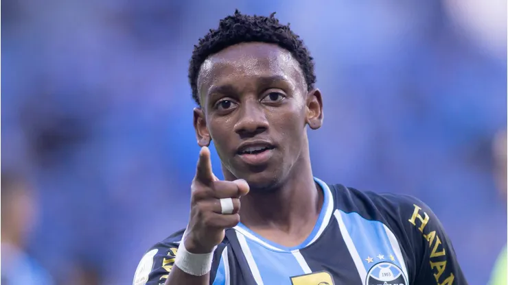 Gabriel Mec no Grêmio. Foto: Maxi Franzoi/AGIF