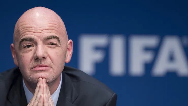 FIFA proíbe São Paulo de registrar novos reforços com transfer ban nesta terça-feira (21)