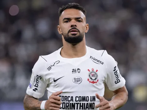 Raniele sofre queda e preocupa o Corinthians em treino