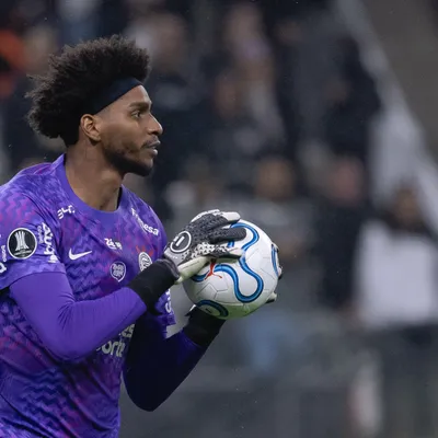 Corinthians x Remo: Hugo Souza supera Ivan em 2026