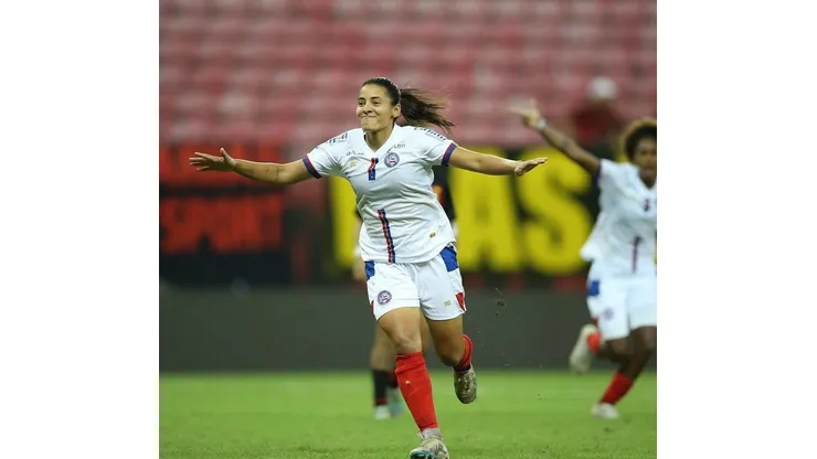 Autora do gol da classificação. Foto: @ange_gomeez/Instagram