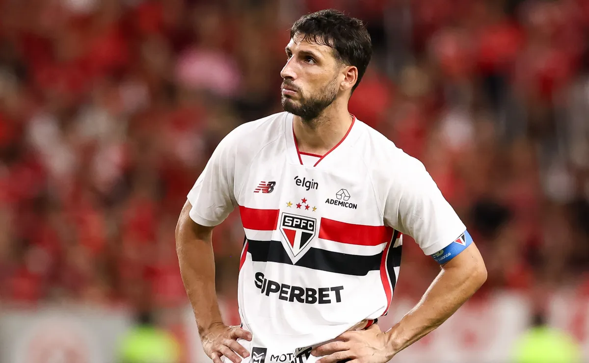 São Paulo x Athletico-PR: vidente prevê equilíbrio e chance de empate pelo Brasileirão