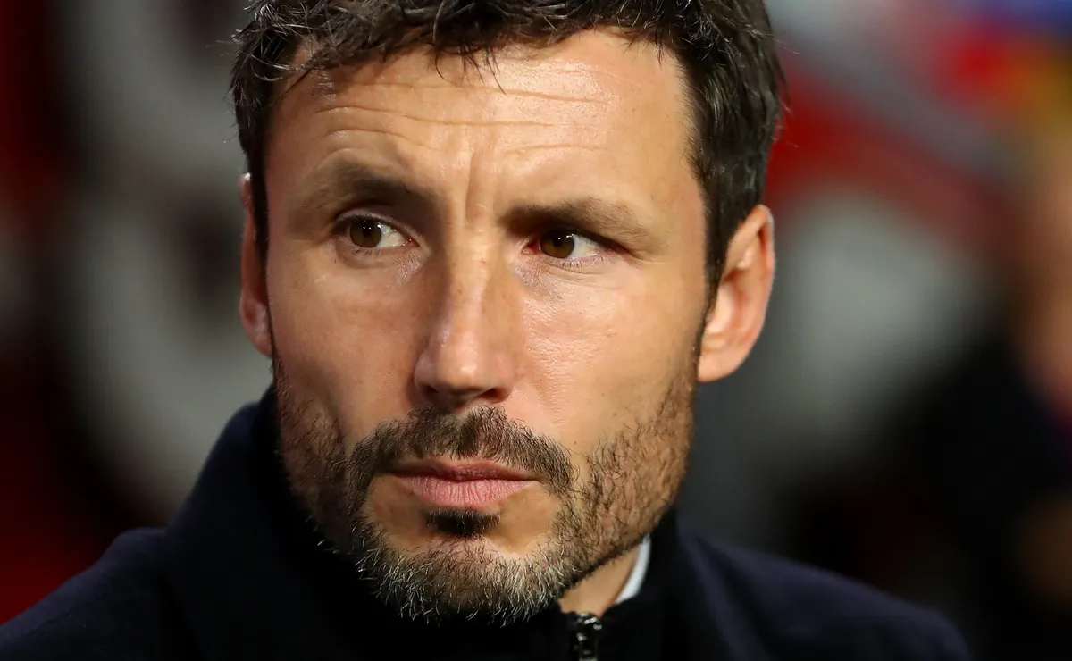 Mark van Bommel vai assumir como novo técnico da Bélgica e assina até 2028 para substituir Rudi Garcia