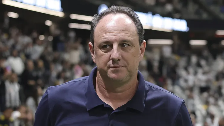Ceni durante o empate na Arena MRV