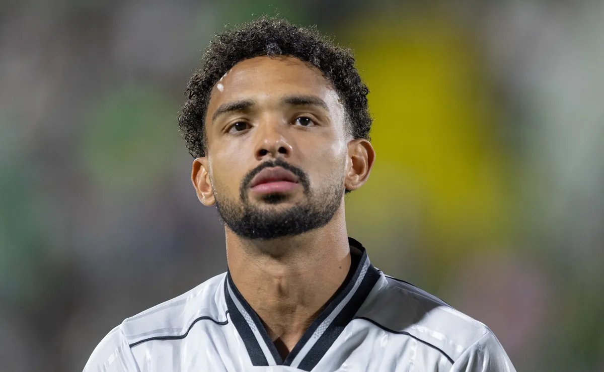 Vitinho, do Botafogo, revela respeito por decisão de Ancelotti e projeta disputa na Seleção Brasileira