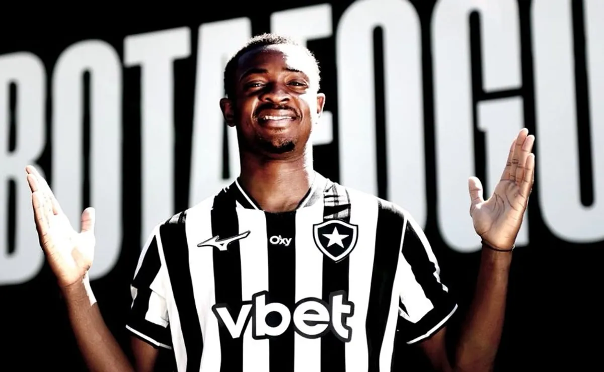 Domingos Andrade chega ao Botafogo para reforçar reformulação e brigar por vaga no time