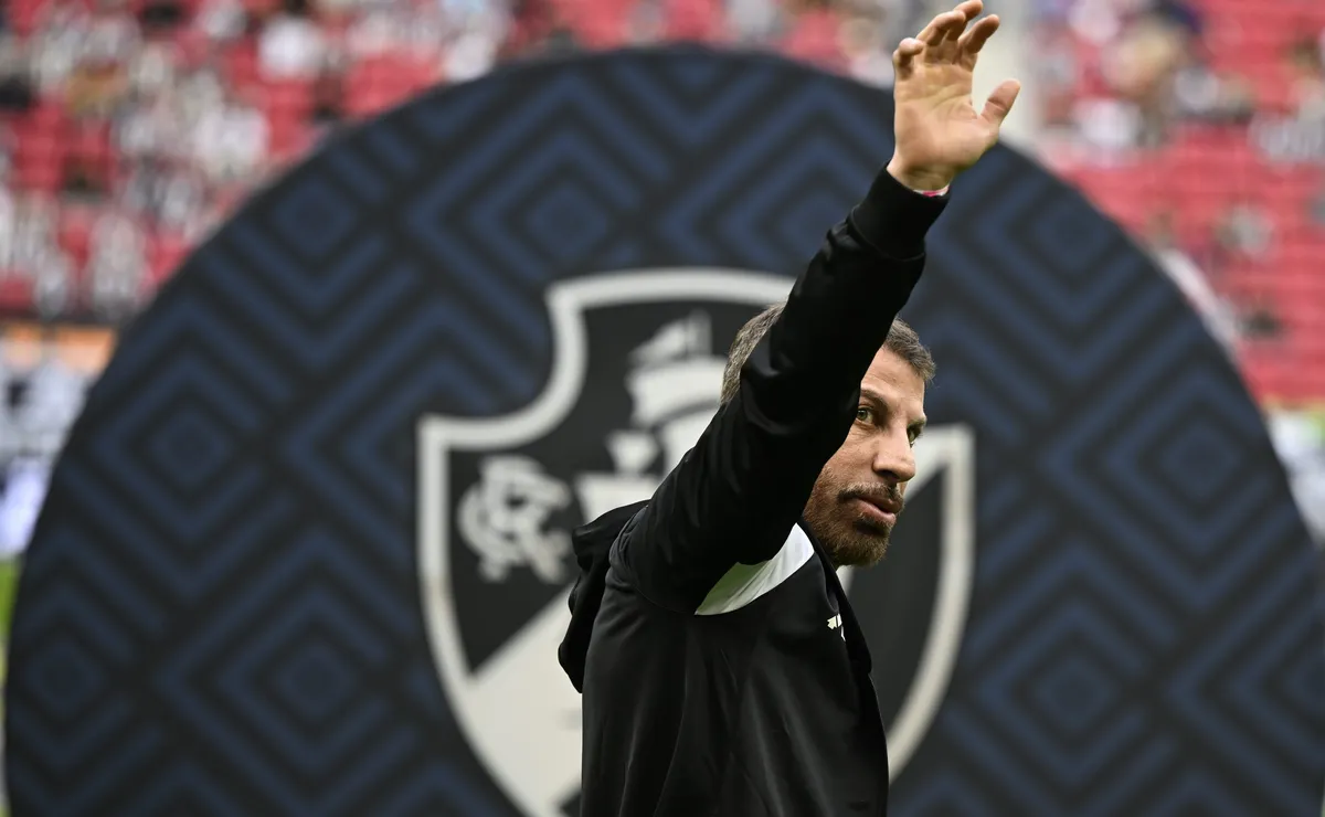 Compra da SAF do Vasco tem reviravolta: Lamacchia ganha concorrentes de peso