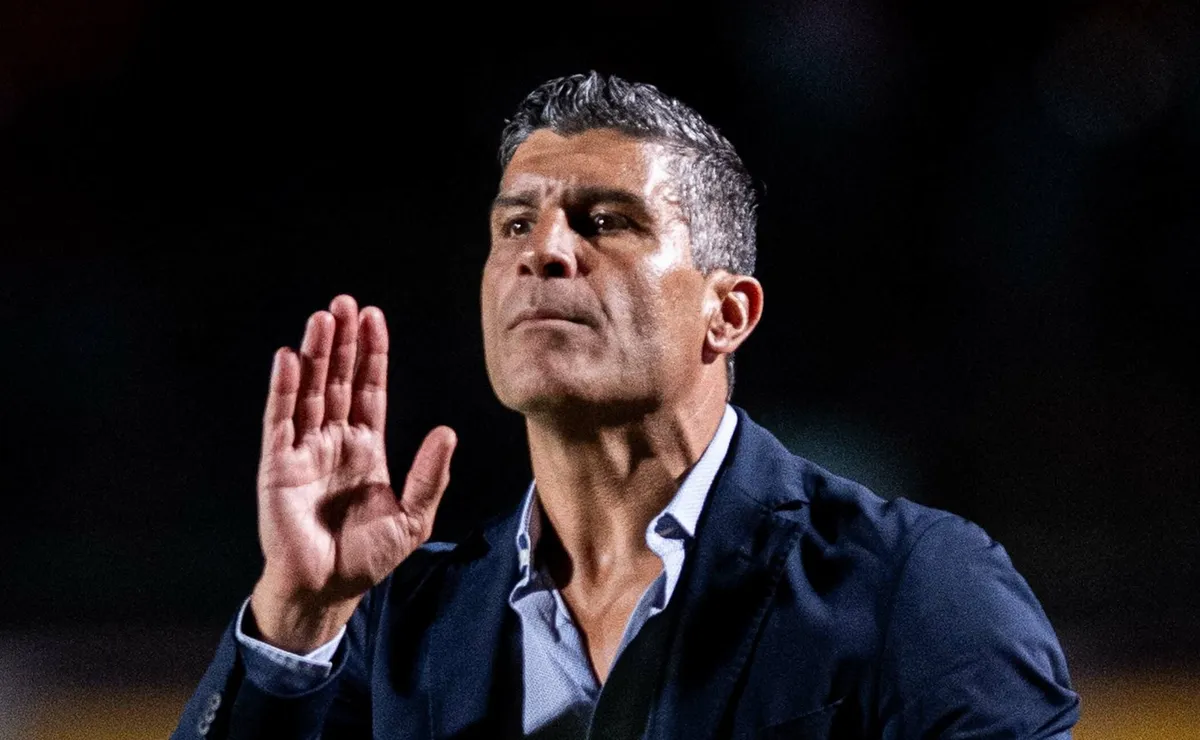Independiente Medellín-COL x Vasco se enfrentam pela primeira vez na história com técnicos recém-chegados