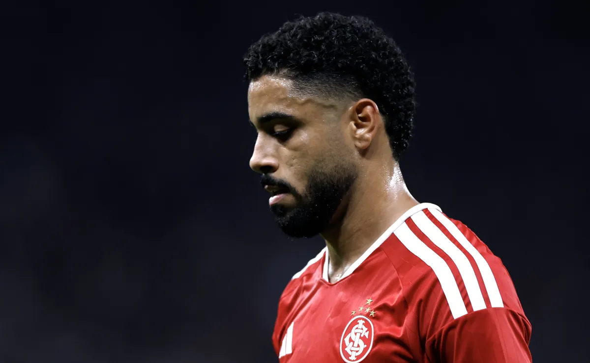 Inter tem dois jogadores pendurados e Paulo Pezzolano contra o Cruzeiro