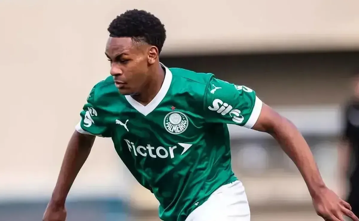 Eduardo Conceição, atacante do Palmeiras, aparece entre futuros craques da Copa de 2030