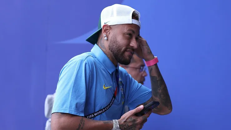 Neymar tem uma série de carros luxuosos. Foto: Al Bello/Getty Images