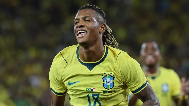Danilo, do Brasil, comemora após marcar o sexto gol de sua equipe durante o amistoso internacional entre Brasil e Panamá. (Photo by Wagner Meier/Getty Images)